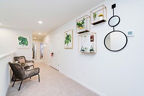 Pool Villa W/free Waterpark, Lazy River& Game Room