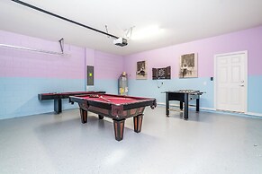 Pool Villa W/free Waterpark, Lazy River& Game Room