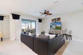 Pool Villa W/free Waterpark, Lazy River& Game Room