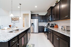 Pool Villa W/free Waterpark, Lazy River& Game Room