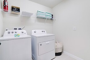 Pool Villa W/free Waterpark, Lazy River& Game Room