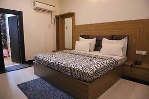 Shri Neha Hotel & Restaurant