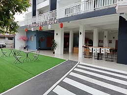 J-Boutique Hotel
