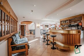 HOTIDAY Room Collection - Campitello