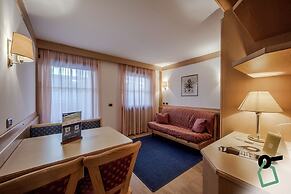 HOTIDAY Room Collection - Campitello