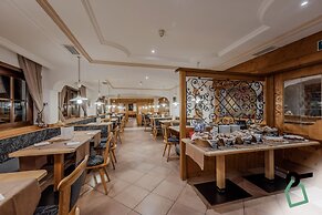 HOTIDAY Room Collection - Campitello