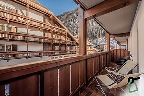 HOTIDAY Room Collection - Campitello