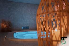 HOTIDAY Room Collection - Campitello