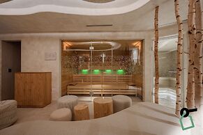 HOTIDAY Room Collection - Campitello