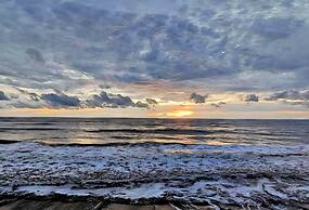 Seaflare Beach Resort & Spa