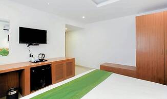Seaflare Beach Resort & Spa