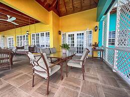 Villa Isabella Discovery Bay