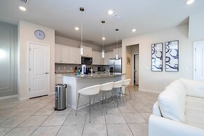 7392 Luxury Family Home 5BD Near Disney