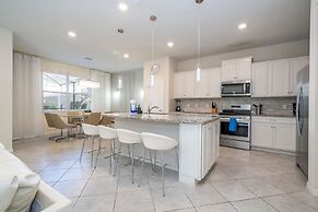 7392 Luxury Family Home 5BD Near Disney