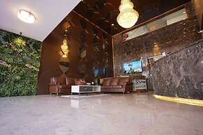 B Six Pruthvi Paradise