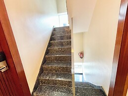 Hotel Mantavya - Varanasi near Temple