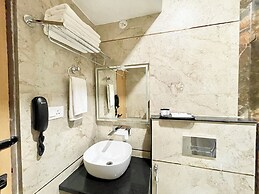 Hotel Mantavya - Varanasi near Temple