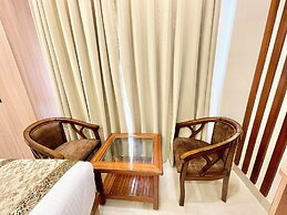 Hotel Mantavya - Varanasi near Temple