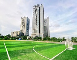 Empire City View Luxury Apartment