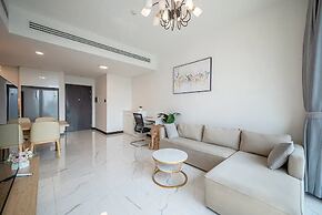 Empire City View Luxury Apartment