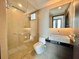 Empire City View Luxury Apartment