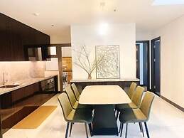 Empire City View Luxury Apartment