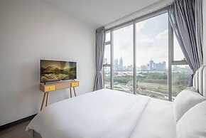 Empire City View Luxury Apartment