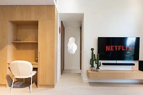 Empire City View Luxury Apartment