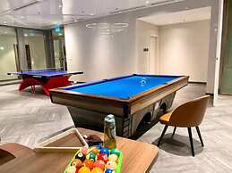 Empire City View Luxury Apartment