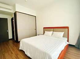 Empire City View Luxury Apartment