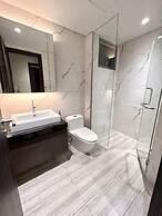 Empire City View Luxury Apartment