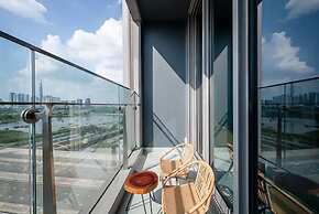 Empire City View Luxury Apartment