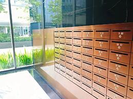 Empire City View Luxury Apartment