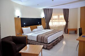 Royality Hill Apartment and Suites