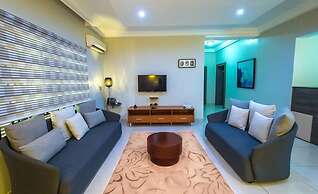 Royality Hill Apartment and Suites