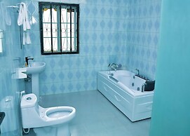 Royality Hill Apartment and Suites