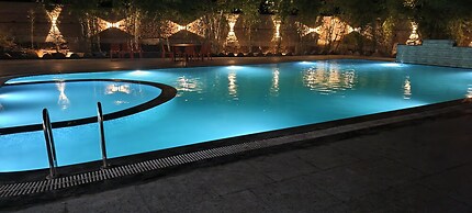 Bandhavgarh Tiger Resort