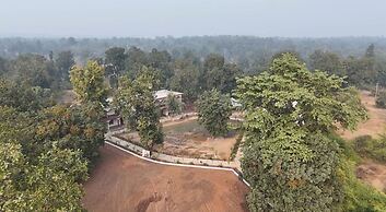 Bandhavgarh Tiger Resort