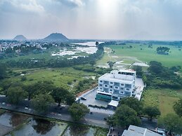 THE LOTUS HOTEL VISAKKA