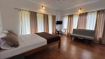 Acre 5 Homestay