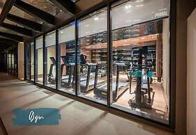 Opera View Residence City Center