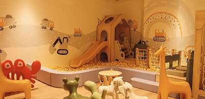 Opera View Residence City Center