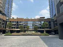 Opera View Residence City Center