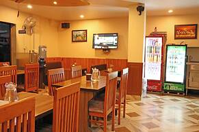 Hotel Airport Holiday