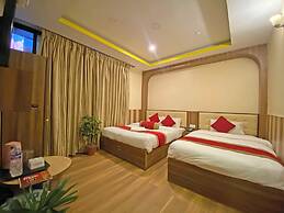 Hotel Airport Holiday