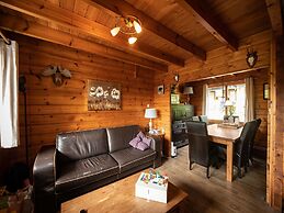 Cozy Holiday Home With a View of the Green Valley