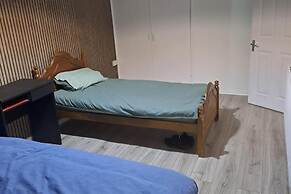 Birminghamflat/sleeps3/freep/closetolocalsights