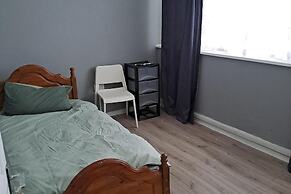 Birminghamflat/sleeps3/freep/closetolocalsights