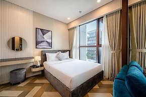 Metropole Deluxe Apartment View City