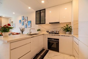 Metropole Deluxe Apartment View City